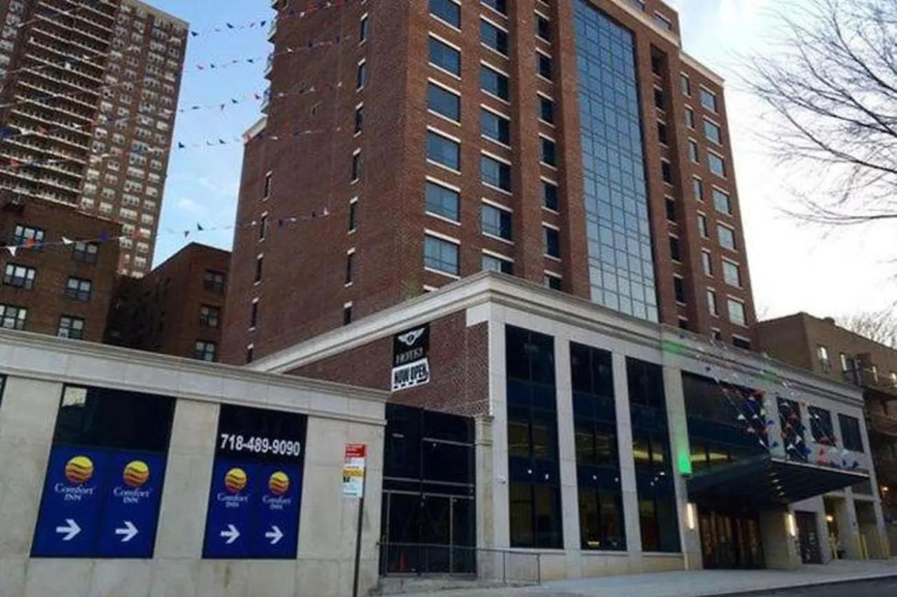 Comfort Inn & Suites - Kew Gardens Near La Guardia Airport New York 3*,  United States